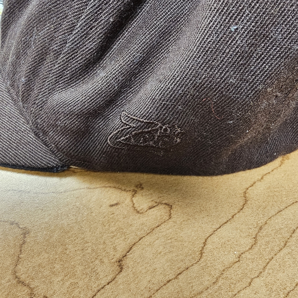Zoo York Graphic Brown Hat with Gold and White Accents - Picture 3 of 8